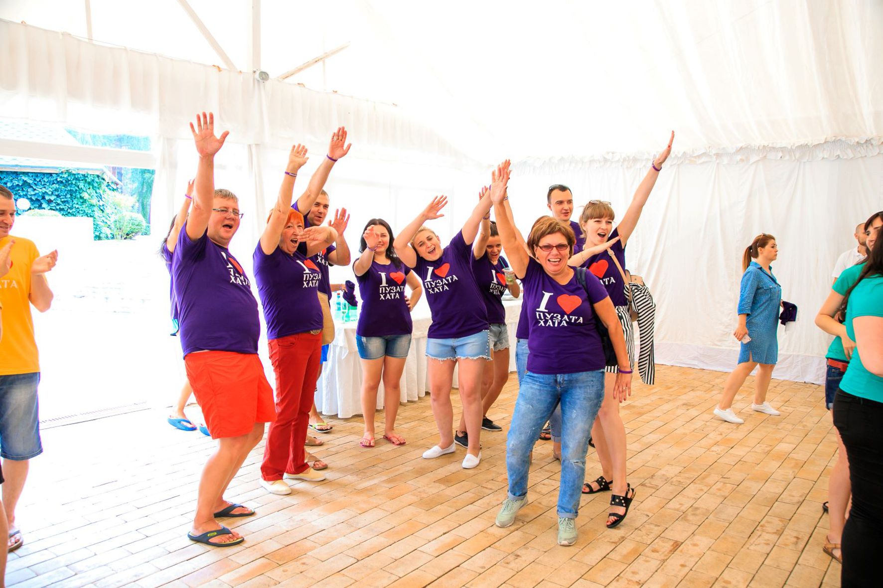 Веселі активності на корпоративному пікніку